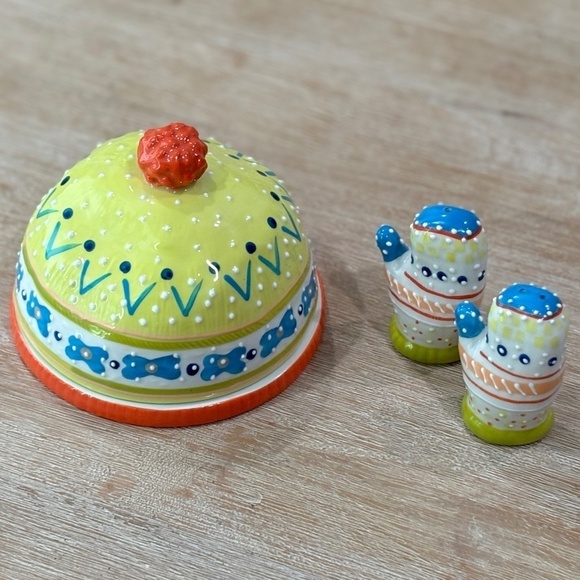 Anthropologie Warm & Toasty Butter Dish Salt Pepper Shakers 3 Piece Set - Picture 2 of 12